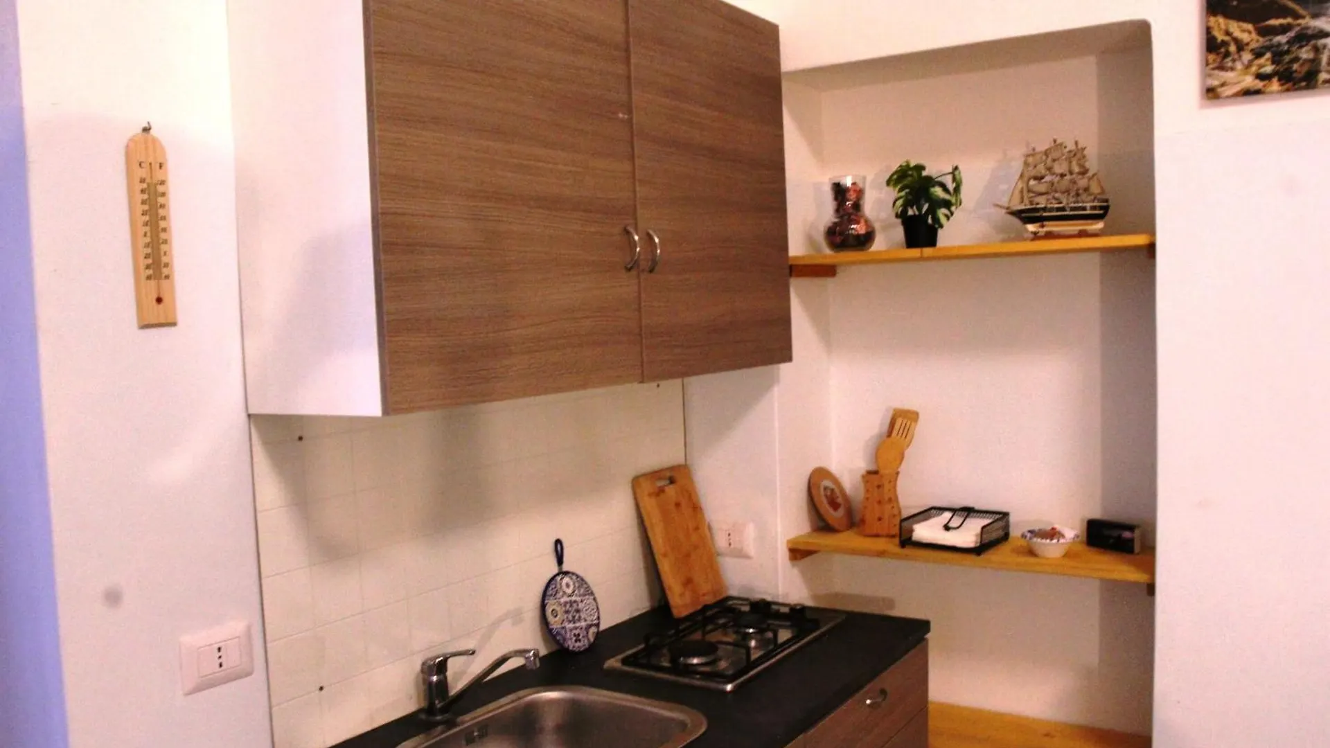 Aeolian Sea House Apartment Santa Marina Salina Italy